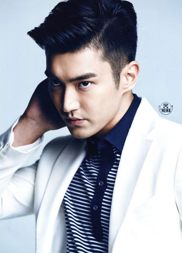 Choi Si Won lại  tạp chí L'Officiel Hommes tháng 7 - 2015. 