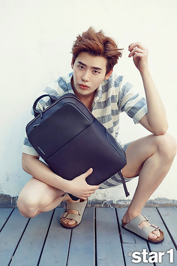 Lee Jong Suk - @Star1 tháng 7/2015