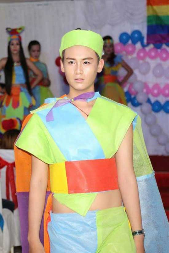 Kullboy sim sua tham dự ngày LGBT tại Huê