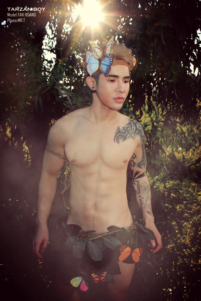 Ngỡ ngàng bộ ảnh nude Tarzan tuyệt đẹp của Tony Tân