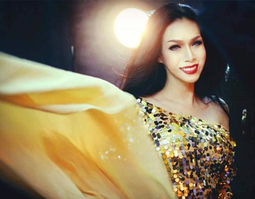 Hoa hậu LGBT Trương Hạ Vy cuốn hút ma mị