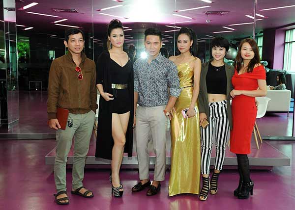 Á hoàng Việt Nam khoe ngực tròn đầy  chấm thi Người mẫu Việt Nam 2015