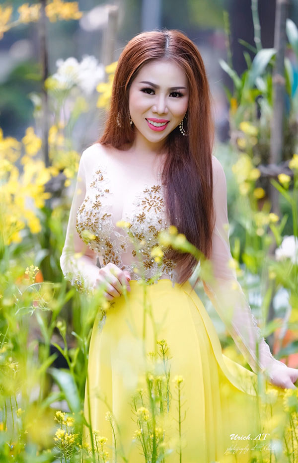 Hoa hậu công sở Ánh Ngọc