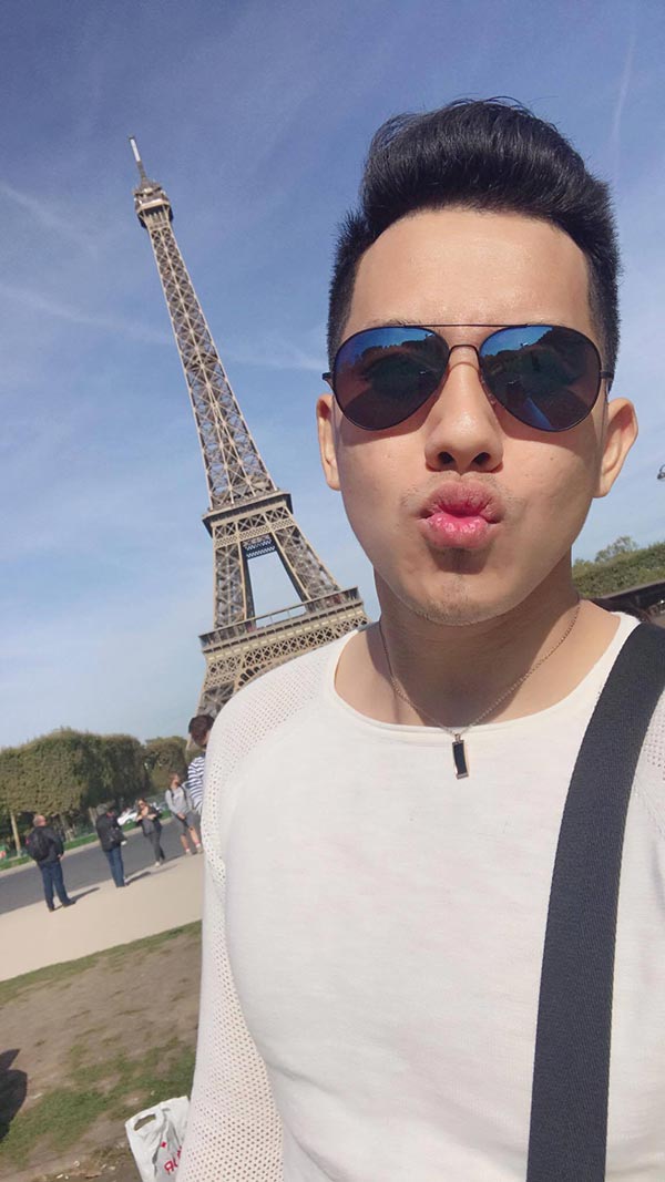 Hot boy du lịch Chinh Nguyễn hứng khởi dạo trời  u