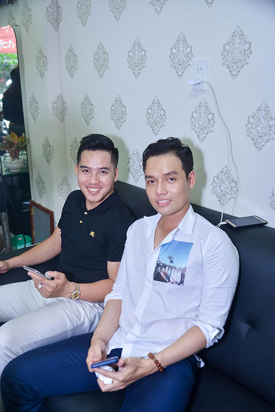 Hot boy du lịch Chinh Nguyễn