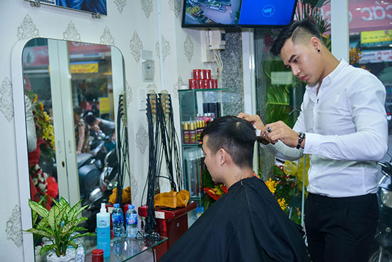 Hot boy du lịch Chinh Nguyễn