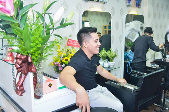 Hot boy du lịch Chinh Nguyễn