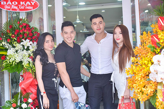 Hot boy du lịch Chinh Nguyễn