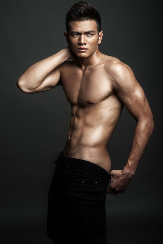 Lê Xuân Tiền - gương mặt mới của NTK Đỗ Mạnh Cường 