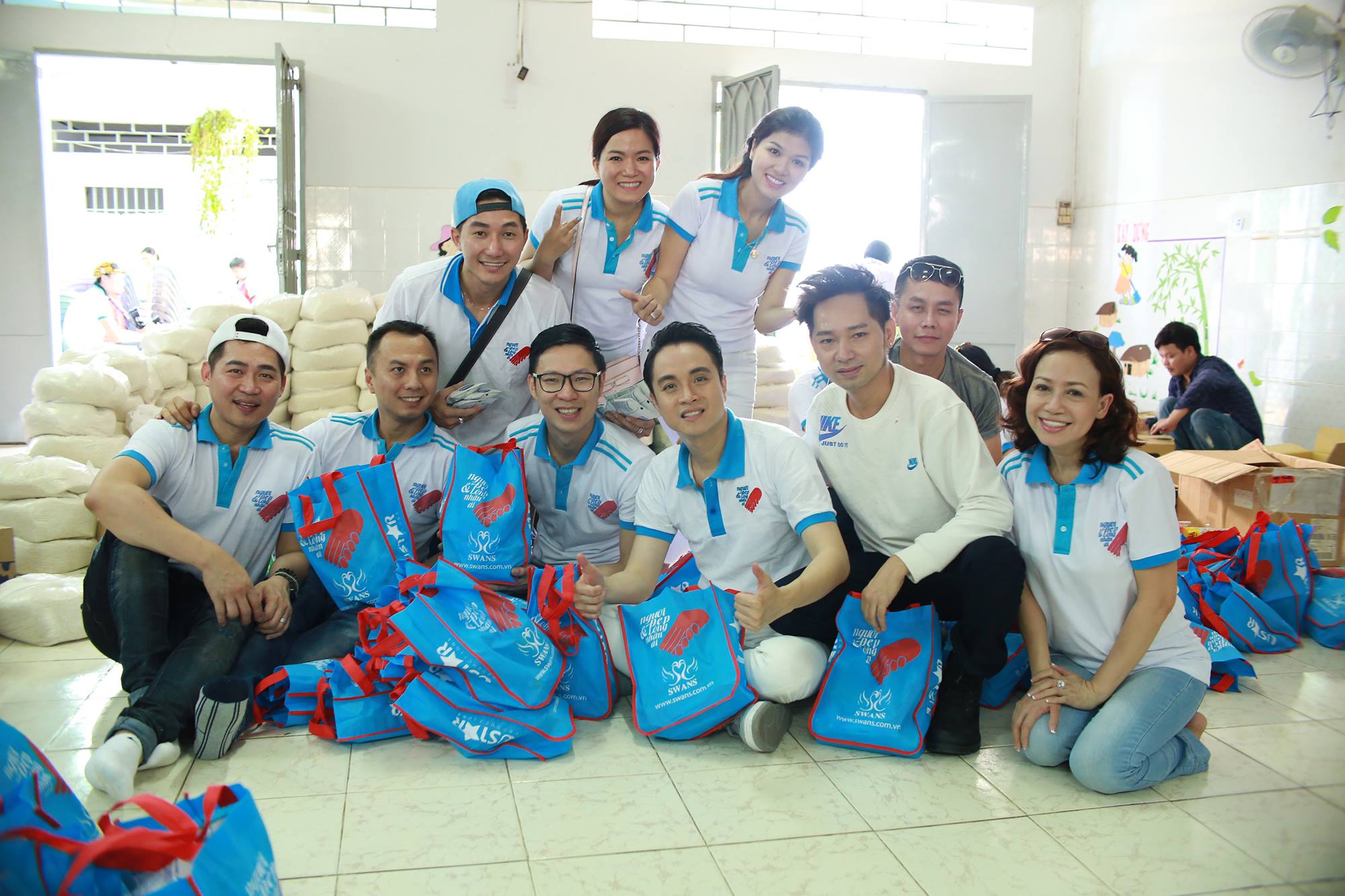 Người đẹp và lòng nhân ái