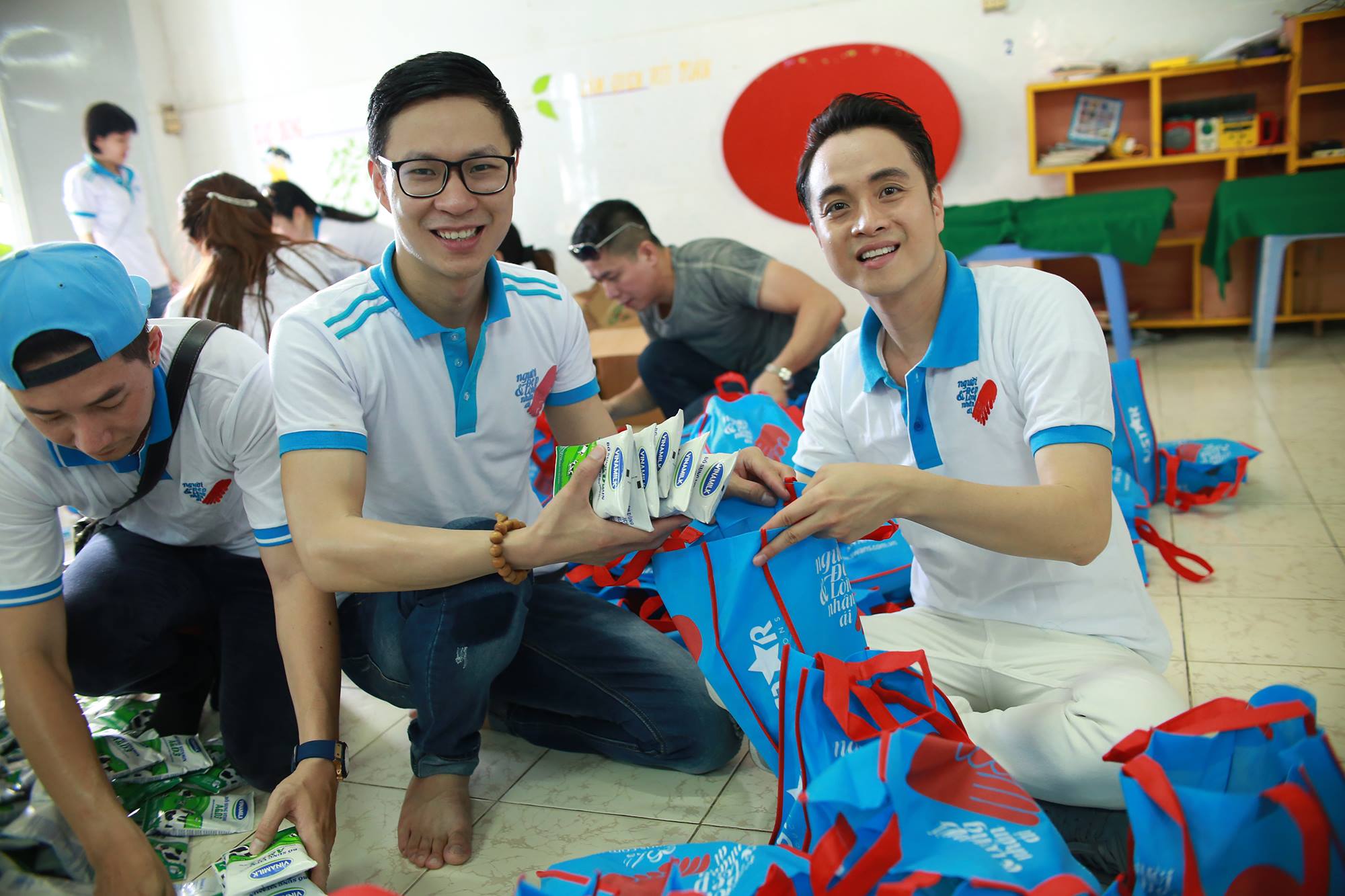 Người đẹp và lòng nhân ái