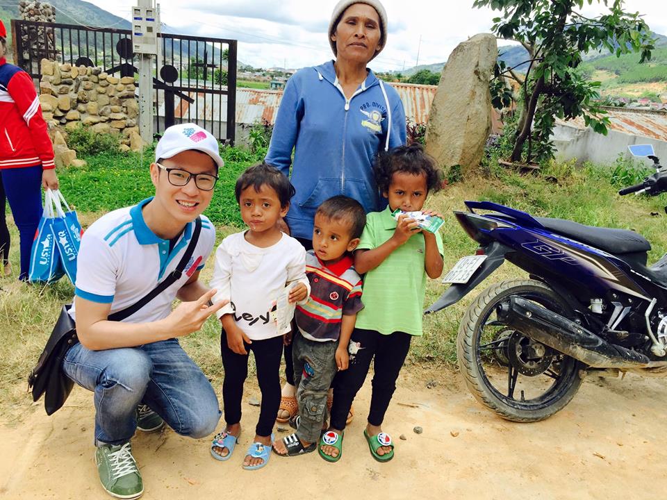 Người đẹp và lòng nhân ái