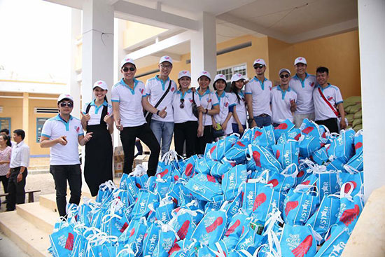 Người đẹp và lòng nhân ái