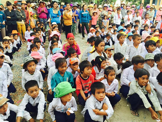 Người đẹp và lòng nhân ái