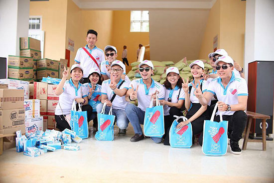 Người đẹp và lòng nhân ái