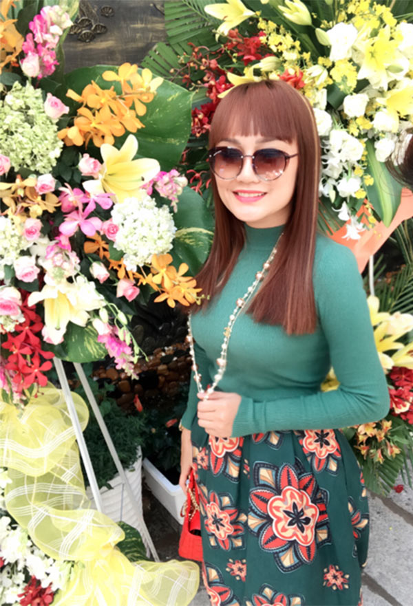 Hotgirl du lịch Nhật Thảo với gương mặt lạ lẫm dự event