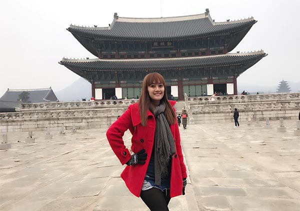 Hotgirl Nhật Thảo diện style mùa đông du lịch Hàn Quốc