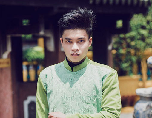Thịnh Quang Huân truyền thống cùng áo dài Việt