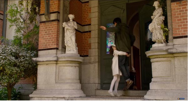 Miss Peregrine  poster 2016