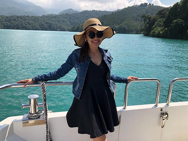 Hotgirl Nhật Thảo