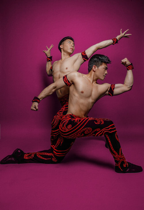 Hoàng tử xiếc Quốc Cơ mang nét đẹp lãng tử