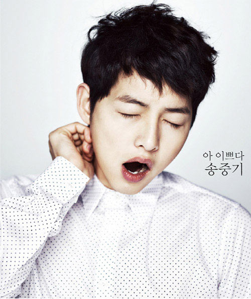 Song Joong Ki - Descendants of the Sun ( Hậu duệ mặt trời )