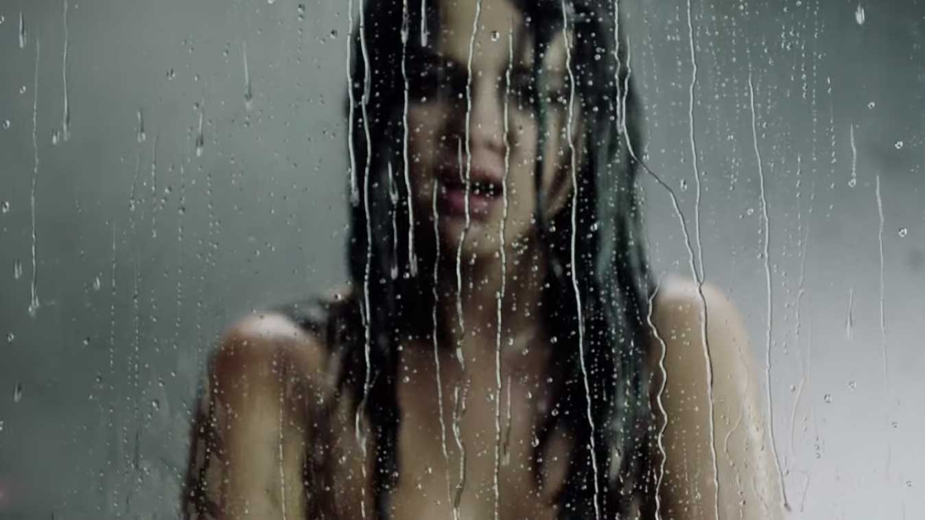 Selena Gomez gợi cảm trong mv Good For You