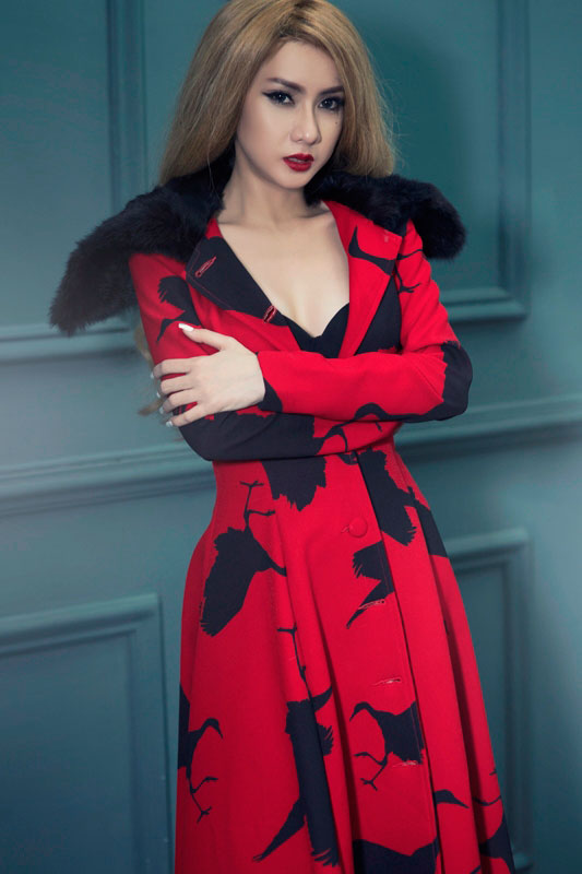 Thái Tuyết Trâm với Break it out 