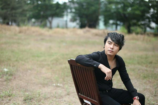 Chàng ca sĩ miền tây Thiên Bảo