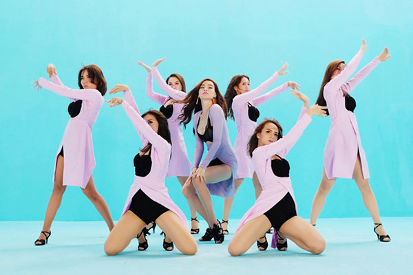 What Is Love? - Hồ Ngọc Hà