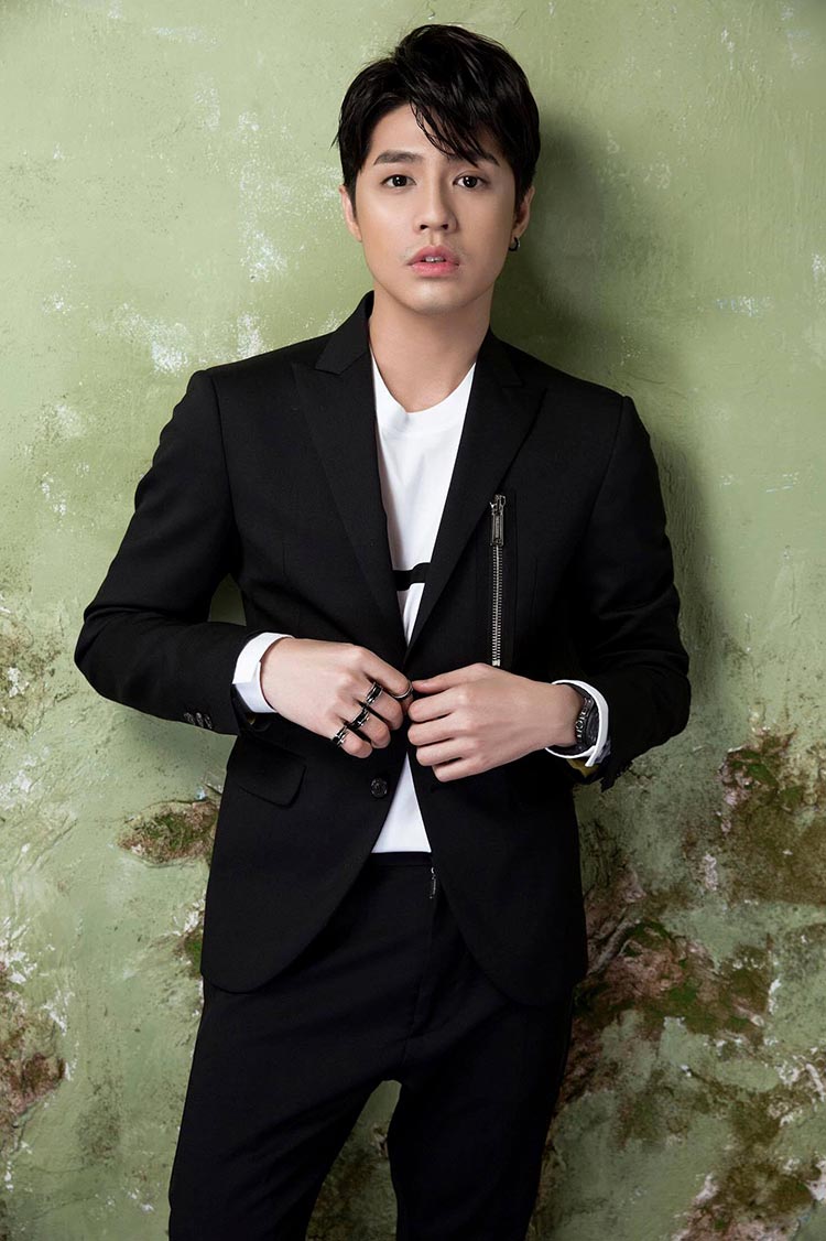 Chạm Khẽ Tim Anh Một Chút Thôi, Noo Phước Thịnh