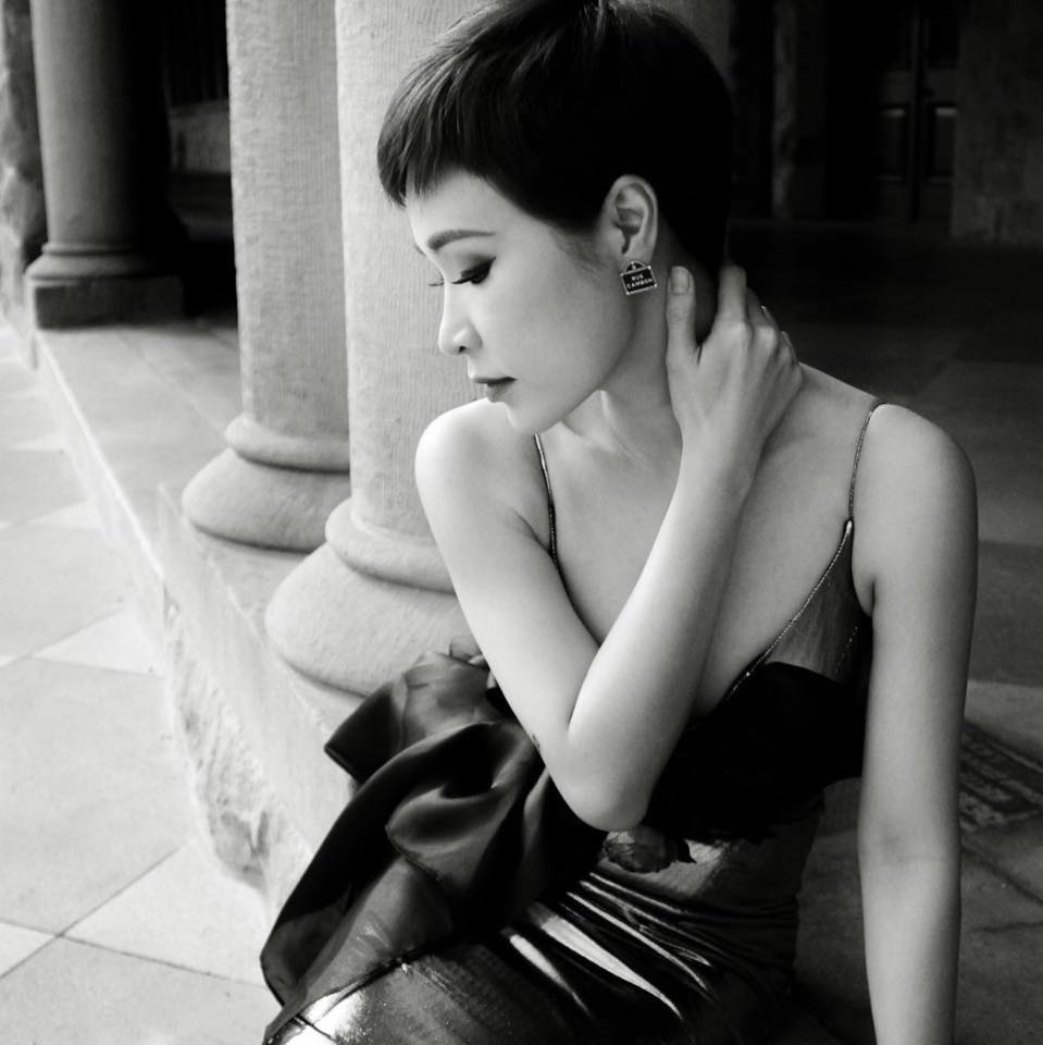 Single "Đừng buông tay nhé" - Uyên Linh
